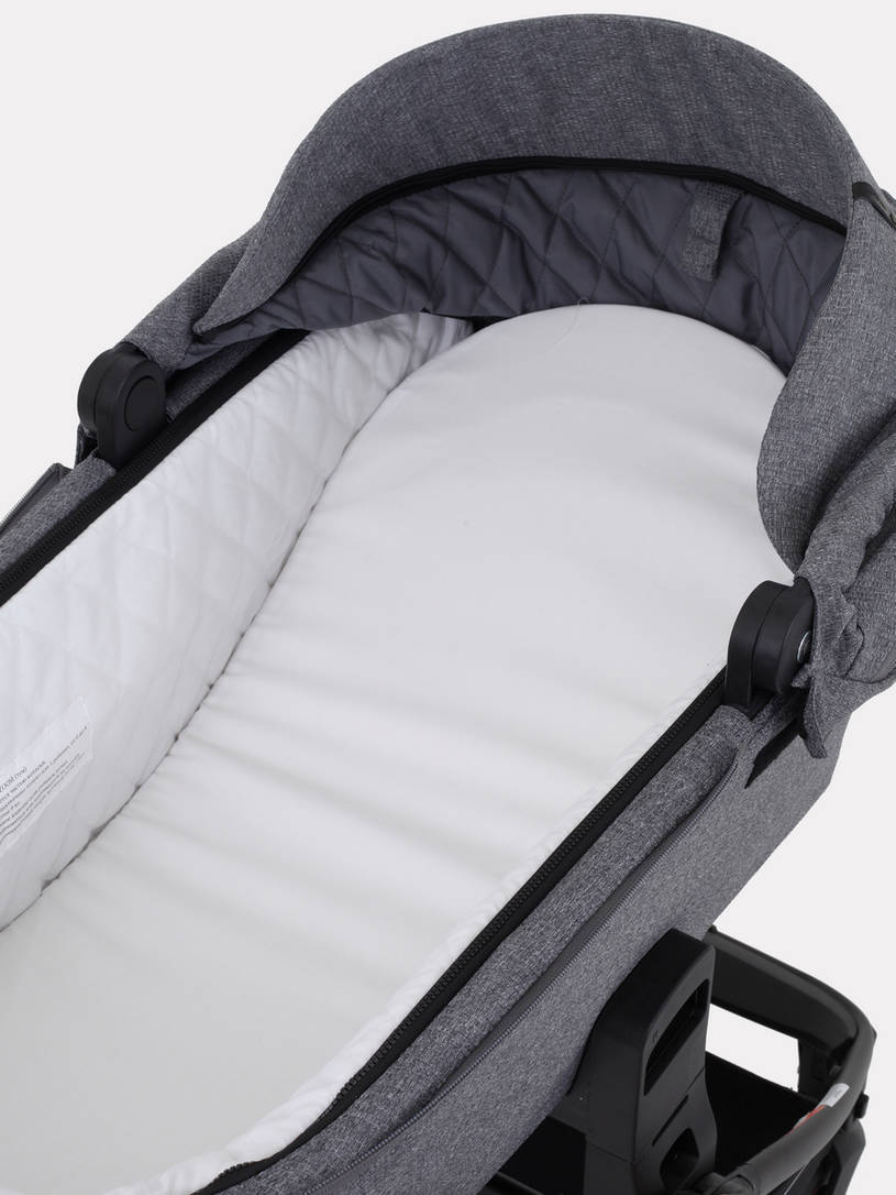 Коляска 2 в 1 MOWBaby ZOOM PU RA086 Silver Grey