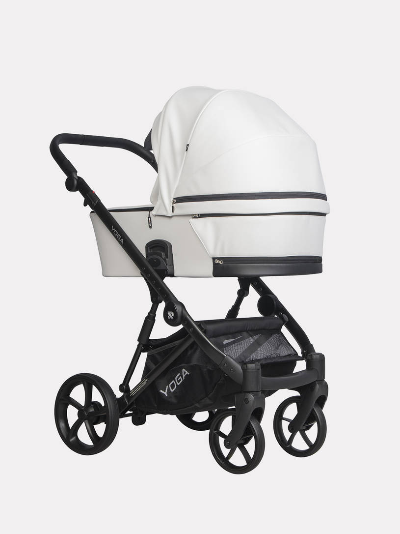Коляска 3 в 1 Riko Basic Yoga Ecco 11 White, Белый