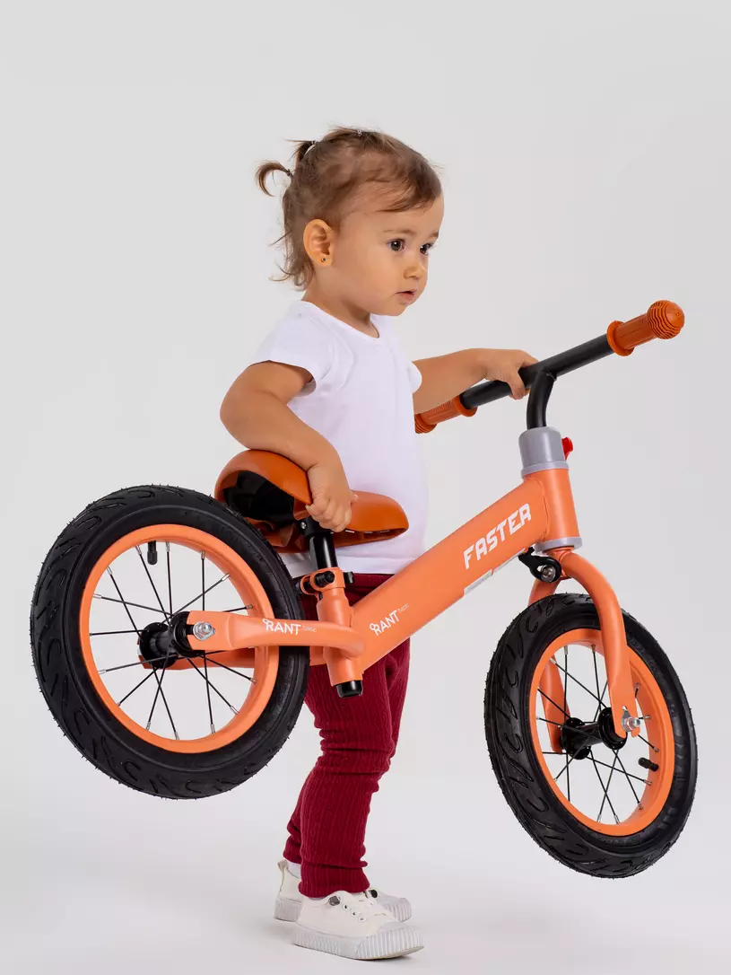 Беговел Rant Basic Faster Coral