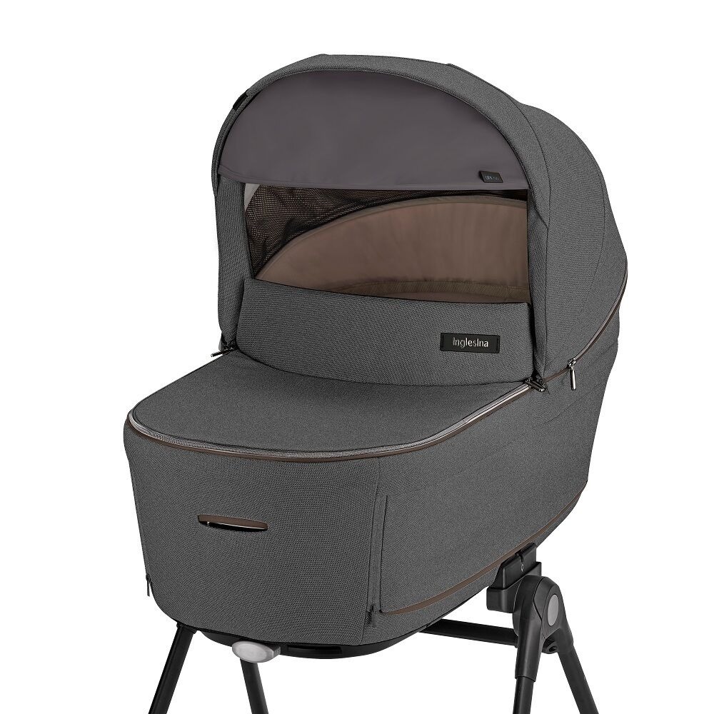Коляска 3 в 1 Inglesina Aptica New 2025 + Автокресло Inglesina Darwin i-Size (0-13 кг), Velvet Grey (Темно-серый)