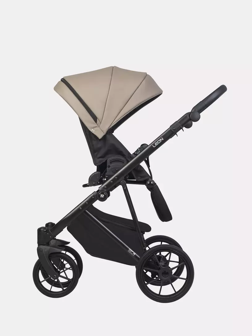 Коляска 2 в 1 Riko Basic Leon 02 Beige