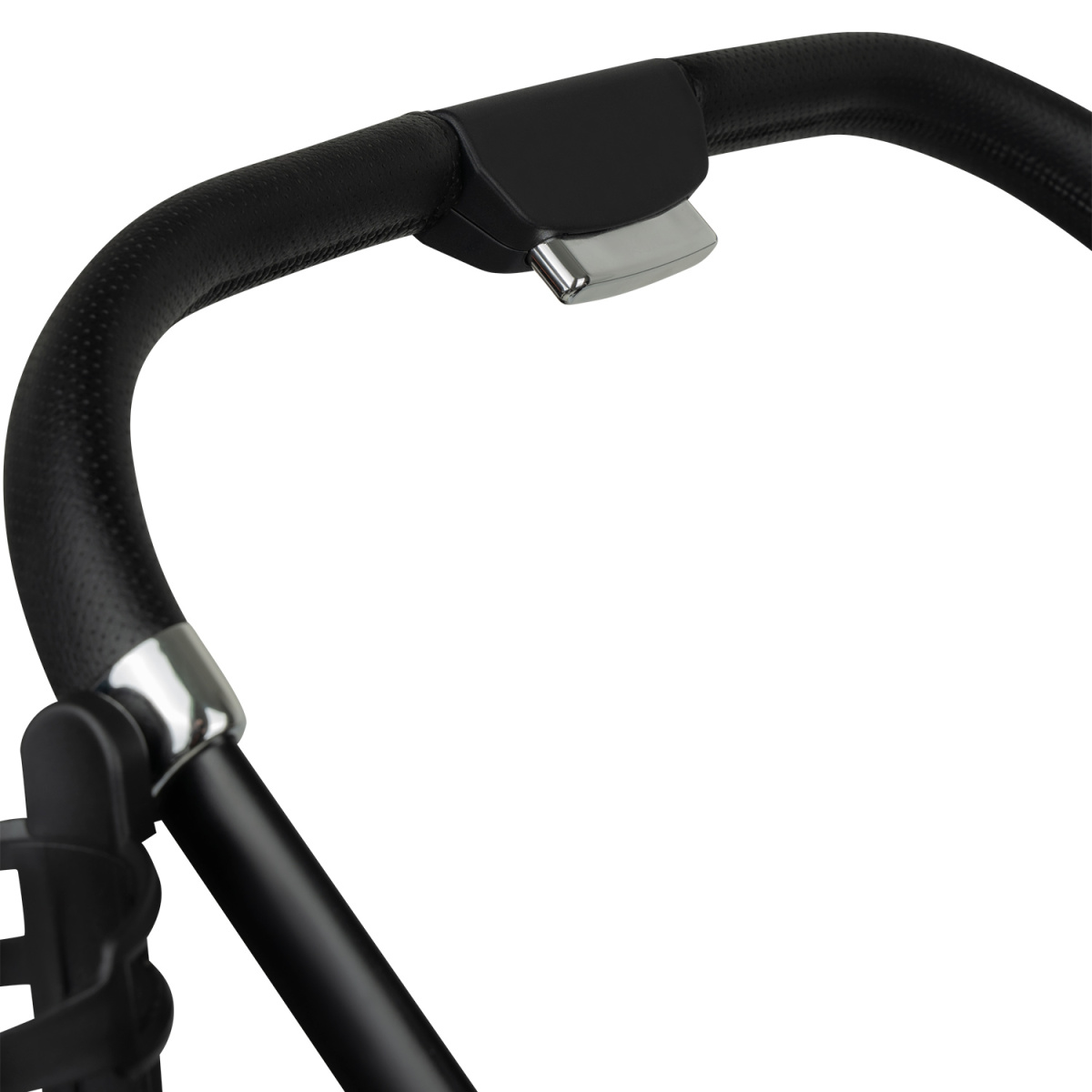 Коляска прогулочная Indigo GLOSS черный