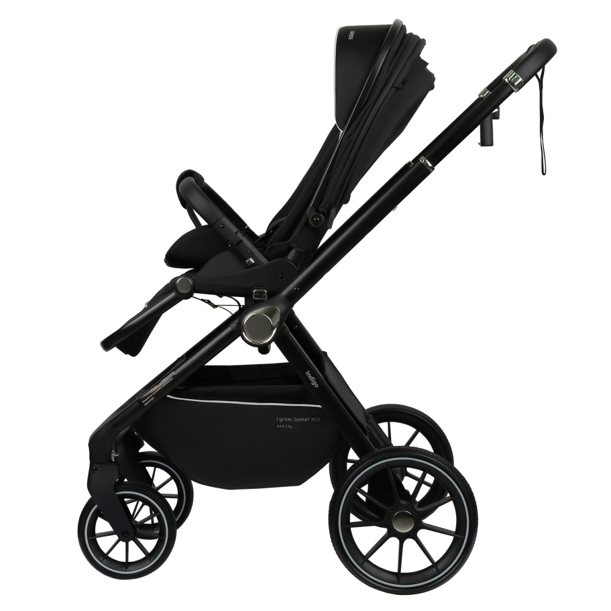 Коляска прогулочная Indigo GLOSS черный