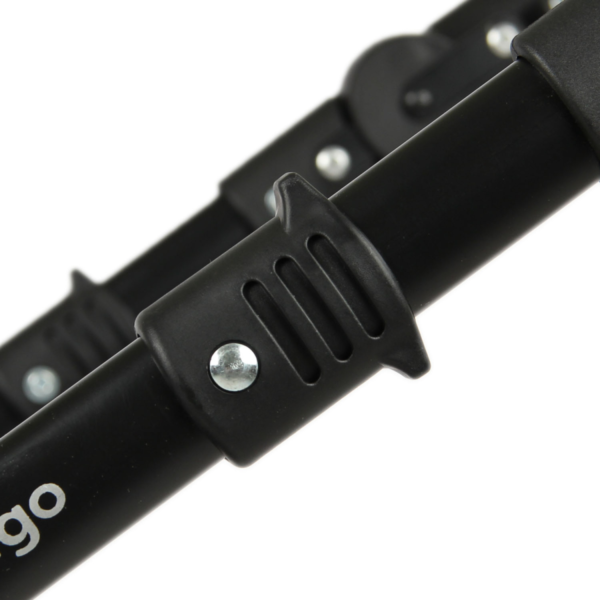 Коляска 2 в 1 Indigo MIO - Mi 06 (шалфей кожа+зеленый узор)