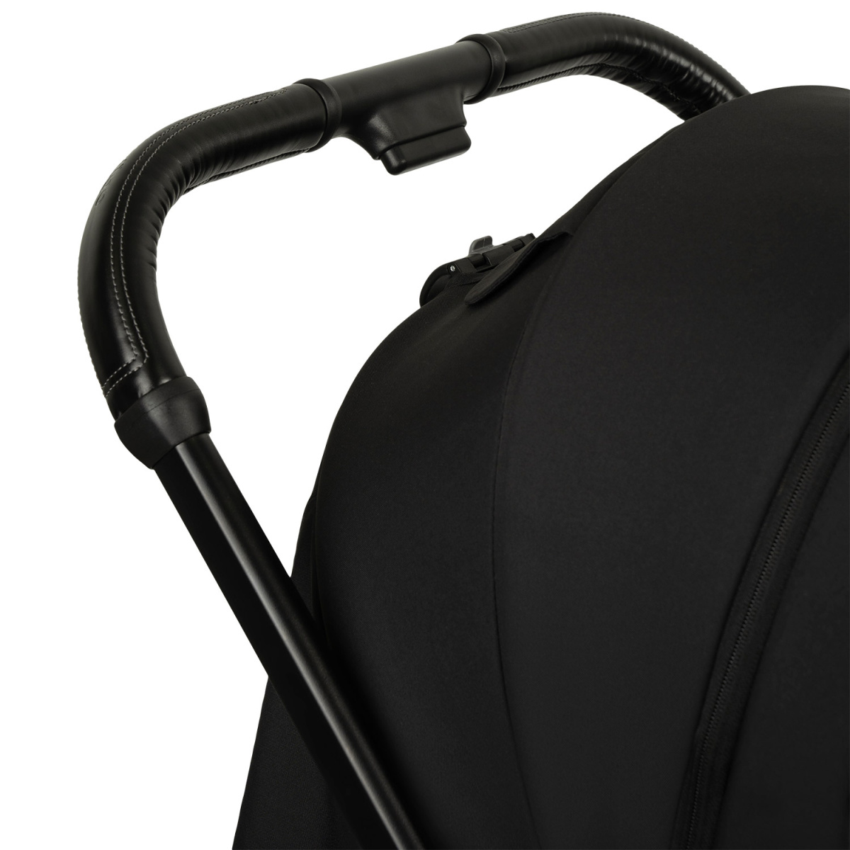 Коляска прогулочная Indigo Delta+ черный