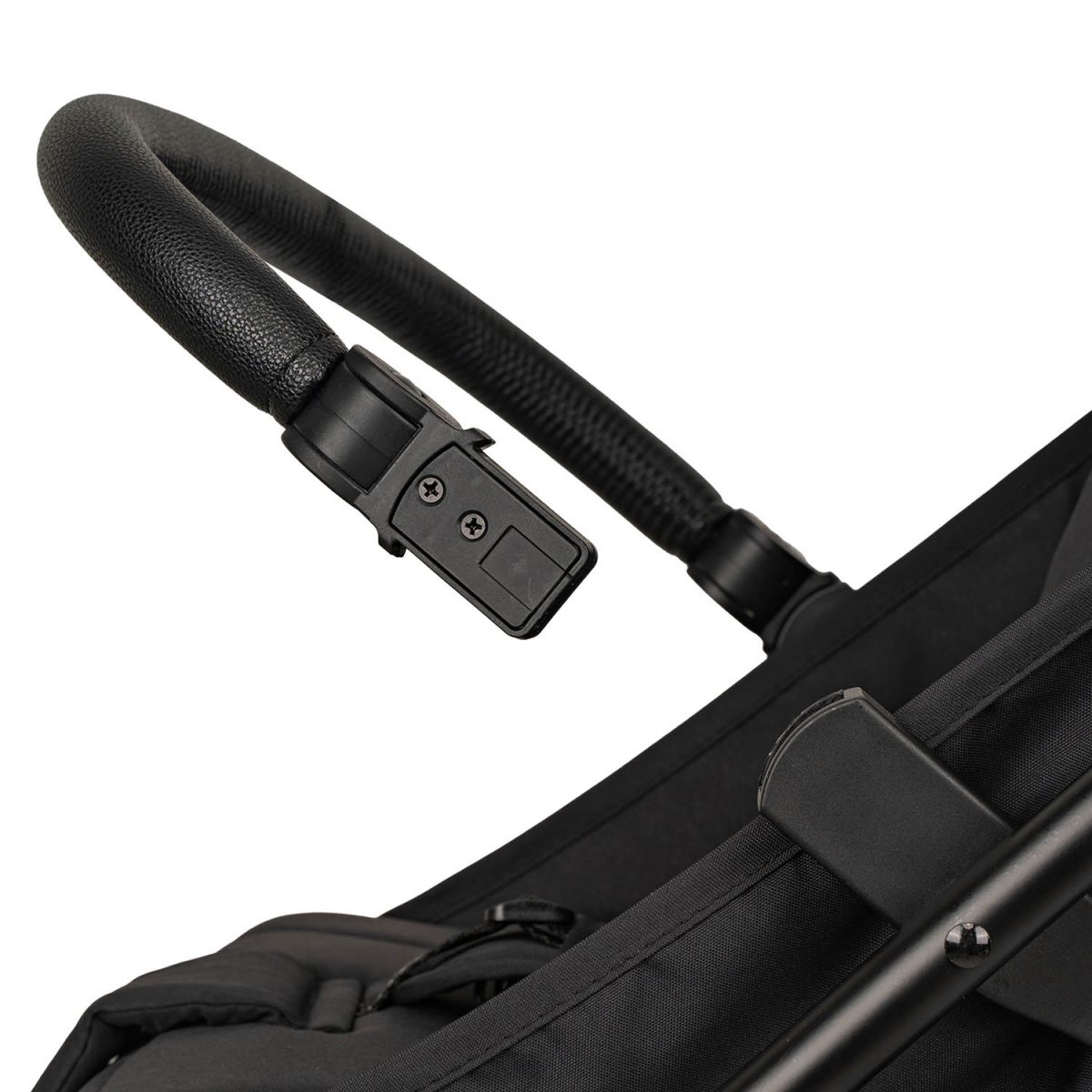 Коляска прогулочная Indigo SKIP черный