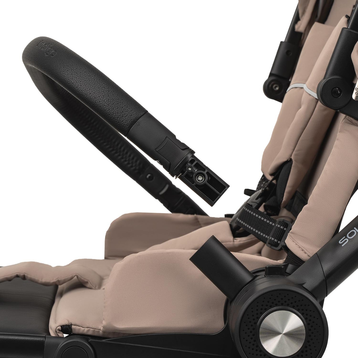 Коляска прогулочная Indigo SOLAR бежевый