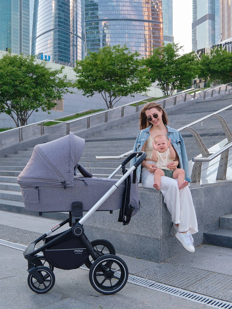 Коляска 2 в 1 MOWBaby ZOOM PU RA086 Silver Grey