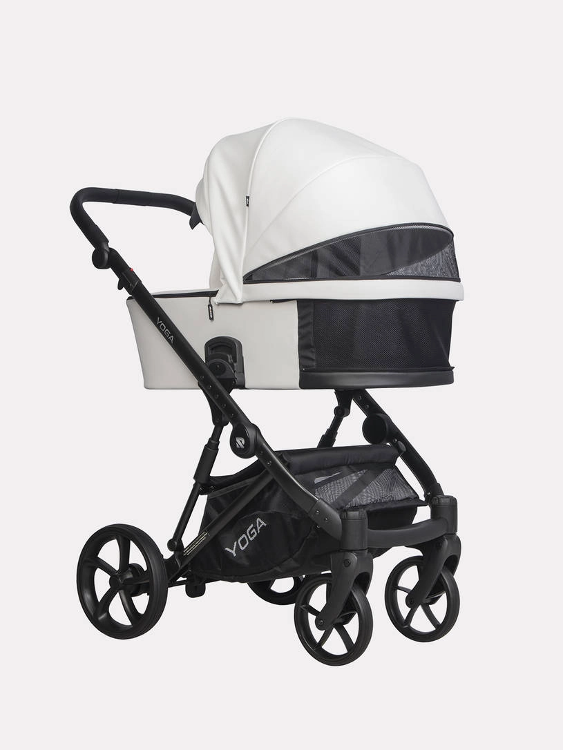 Коляска 3 в 1 Riko Basic Yoga Ecco 11 White, Белый