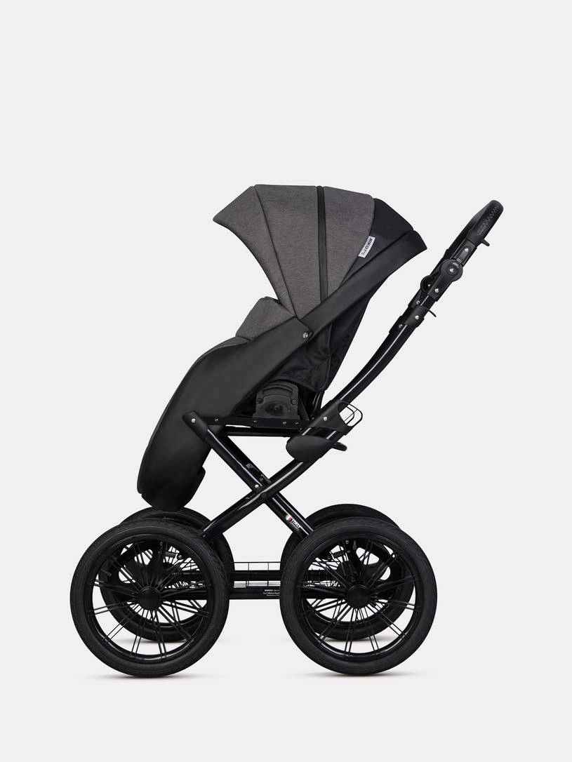 Коляска 2 в 1 Riko Basic Pacco Presige 04 Carbon