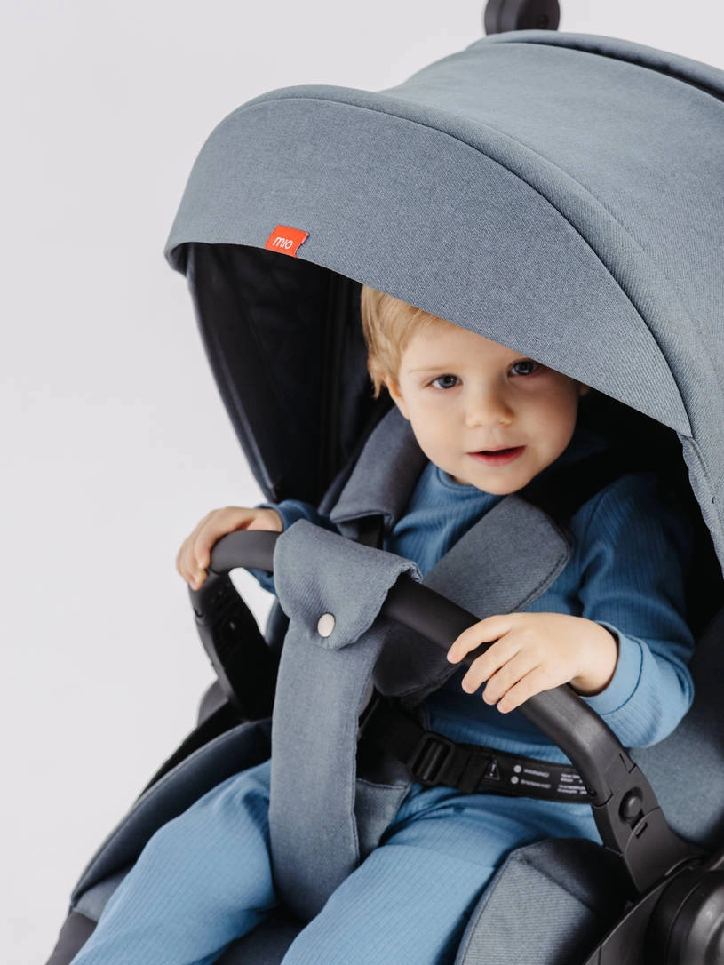 Коляска прогулочная Mowbaby Mio Grey